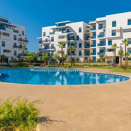 Appartement Spacieux Et Luxueux A 300M De La Plage Martil Exterior photo