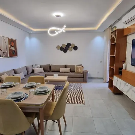 Appartement Spacieux Et Luxueux A 300M De La Plage Martil Exterior photo