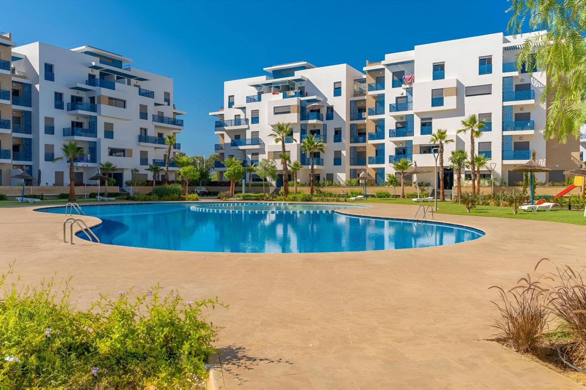 Apartment Spacieux Et Luxueux A 300m De La Martil