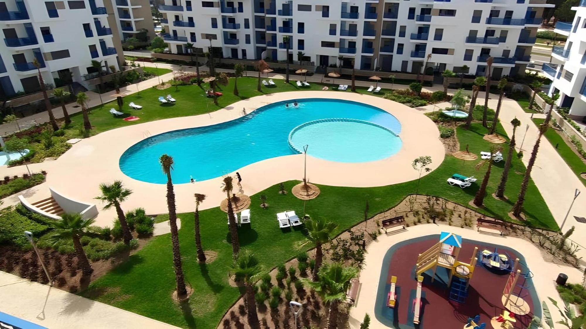 Apartment Spacieux Et Luxueux A 300m De La Martil