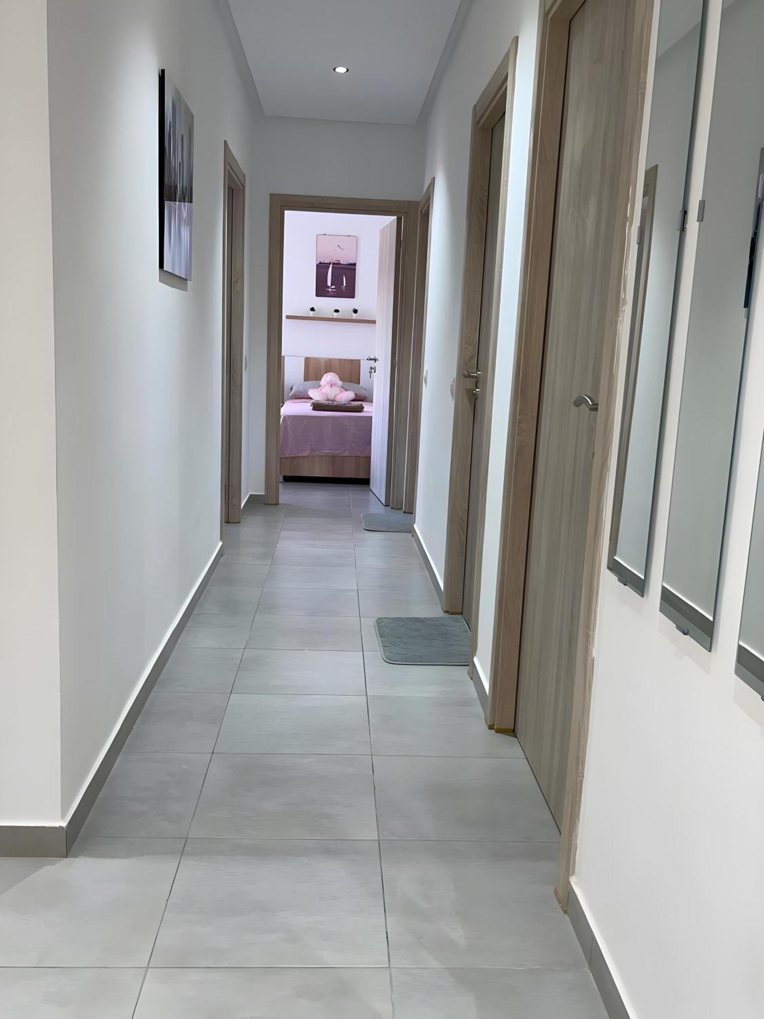 Apartment Spacieux Et Luxueux A 300m De La Martil