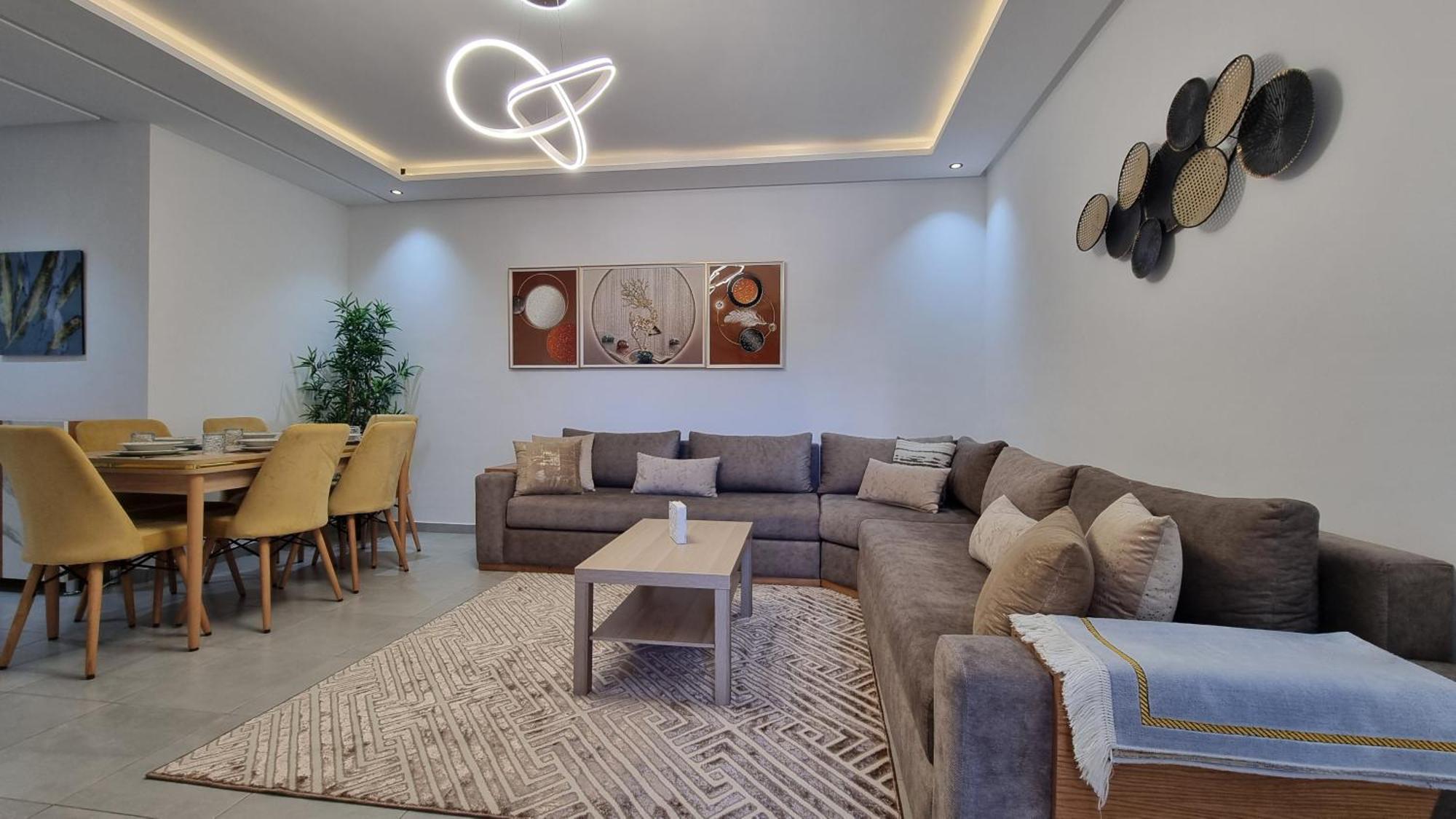 Spacieux Et Luxueux A 300m De La Apartment