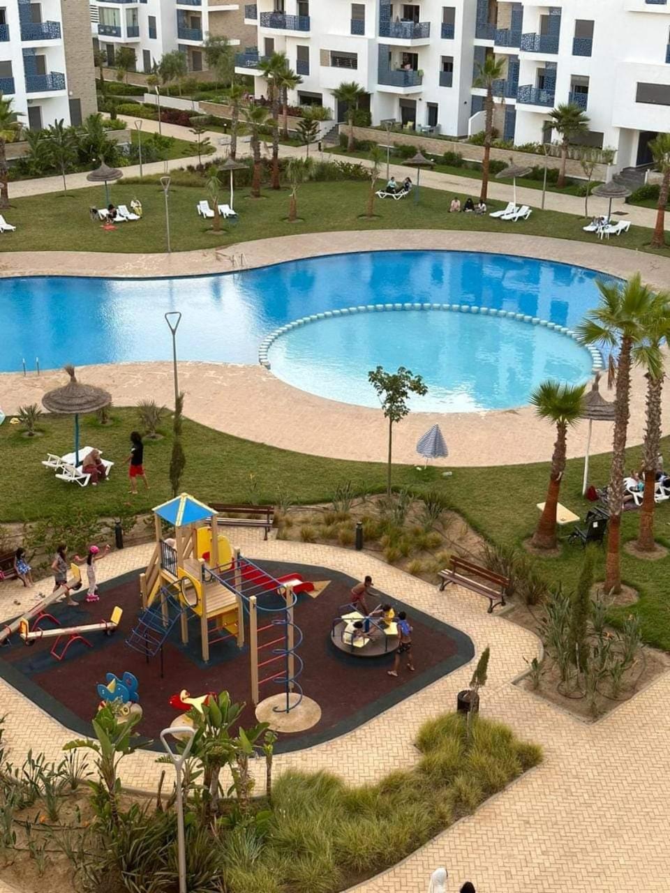 Spacieux Et Luxueux A 300m De La Apartment